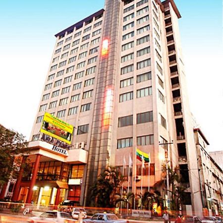 Asia Plaza Hotel Yangón Exterior foto